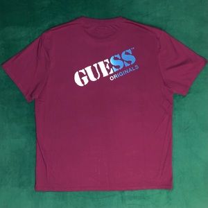 GUESS UO Exclusive Gradient Logo Tee